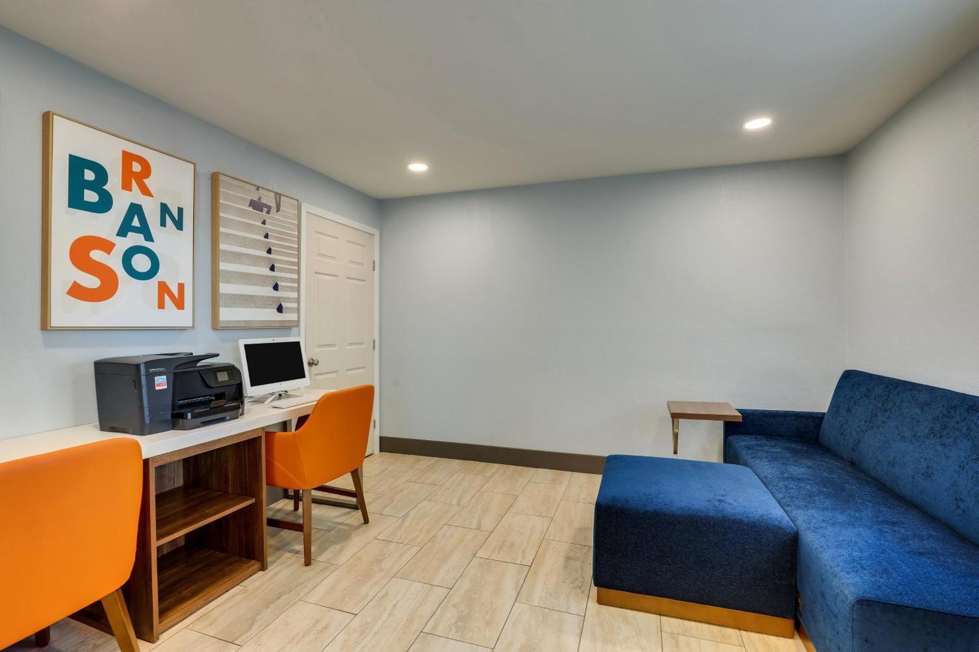 Holiday Inn Express Hotel & Suites Branson 76 Central By Ihg Dış mekan fotoğraf