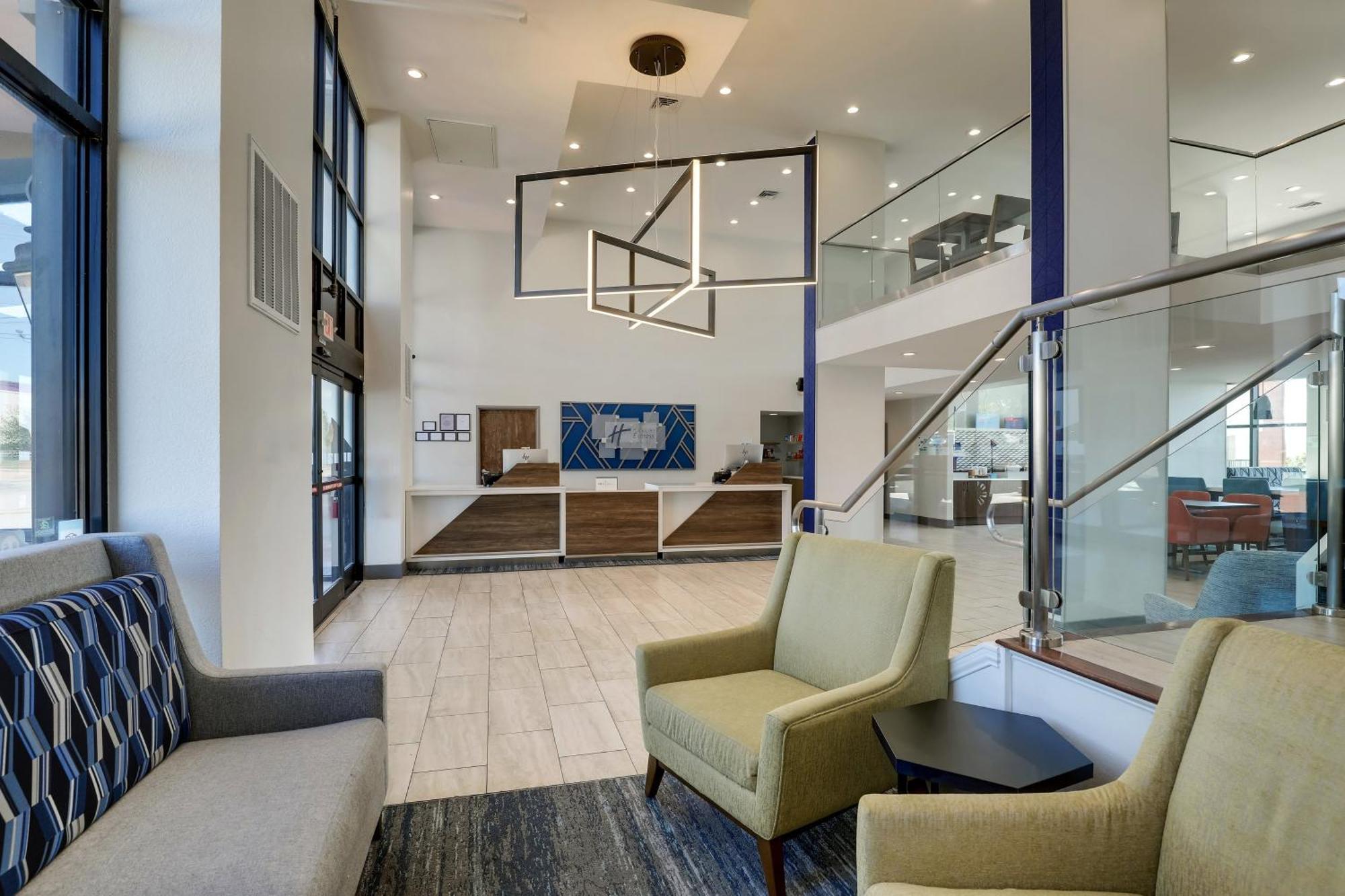 Holiday Inn Express Hotel & Suites Branson 76 Central By Ihg Dış mekan fotoğraf
