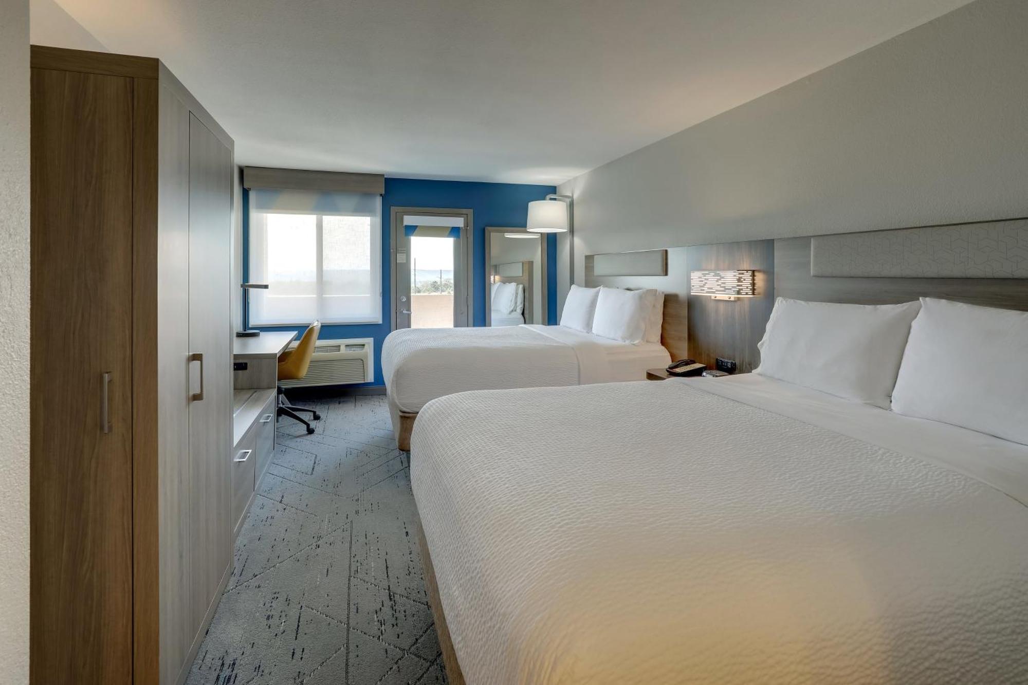 Holiday Inn Express Hotel & Suites Branson 76 Central By Ihg Dış mekan fotoğraf