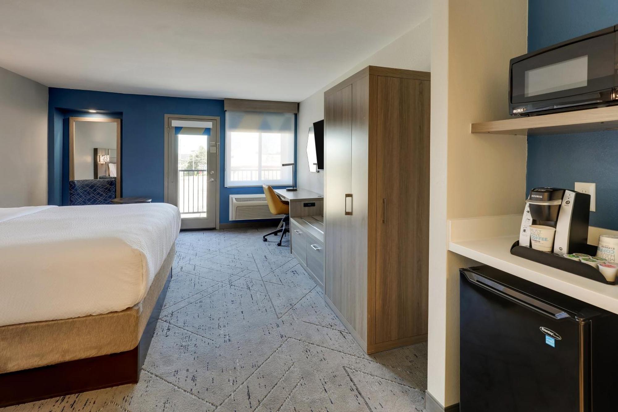Holiday Inn Express Hotel & Suites Branson 76 Central By Ihg Dış mekan fotoğraf