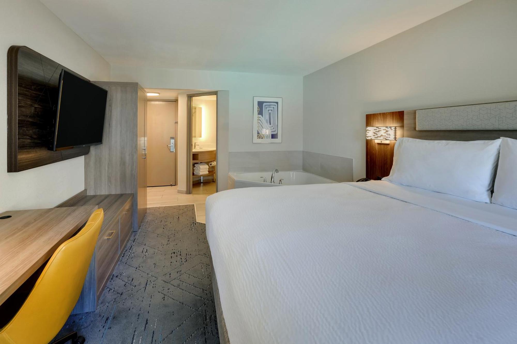 Holiday Inn Express Hotel & Suites Branson 76 Central By Ihg Dış mekan fotoğraf