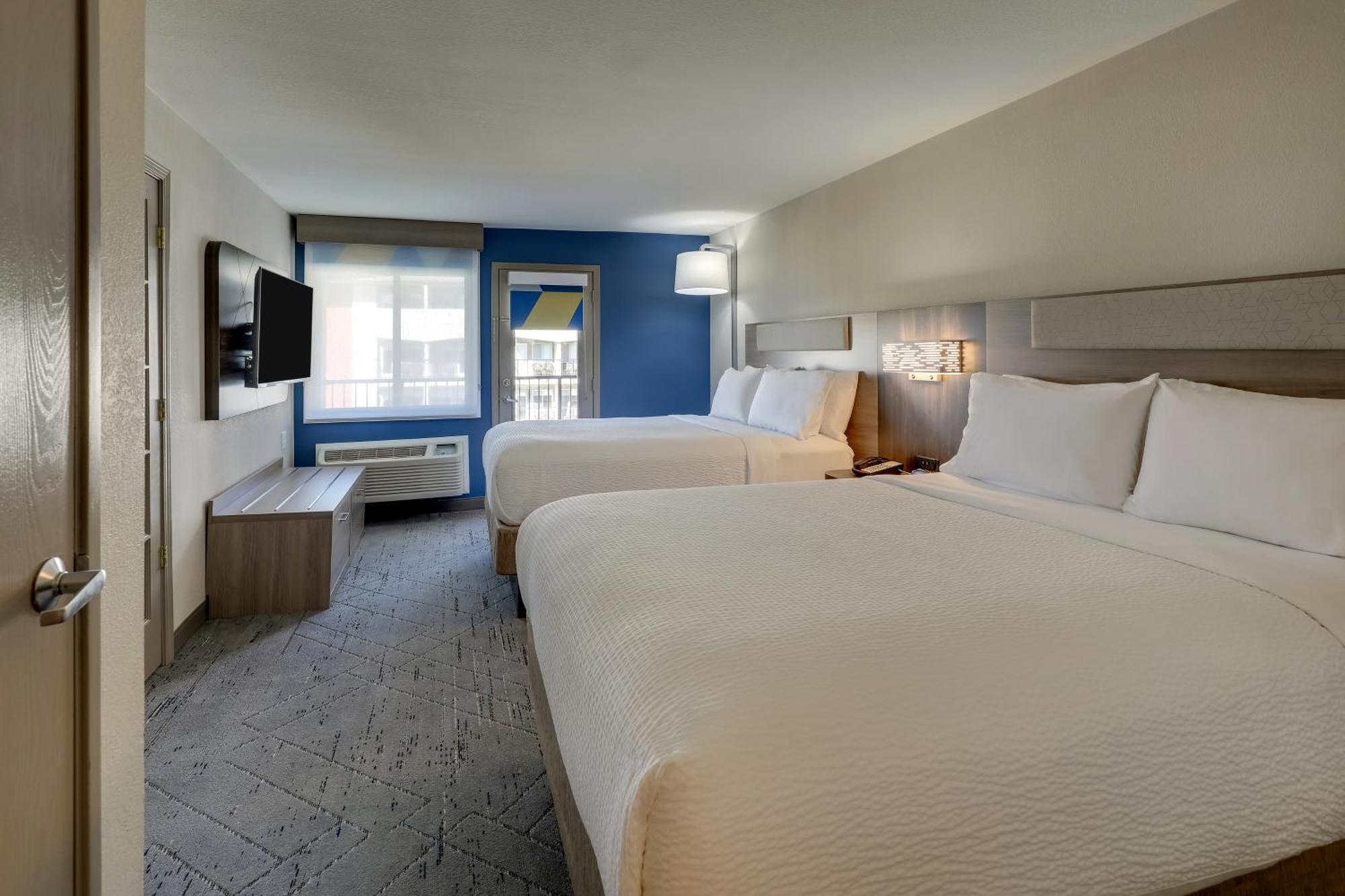 Holiday Inn Express Hotel & Suites Branson 76 Central By Ihg Dış mekan fotoğraf