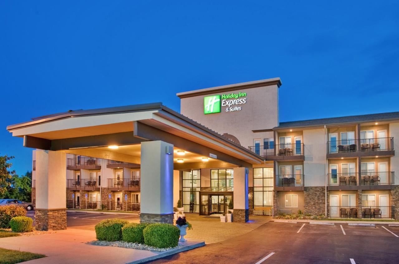 Holiday Inn Express Hotel & Suites Branson 76 Central By Ihg Dış mekan fotoğraf